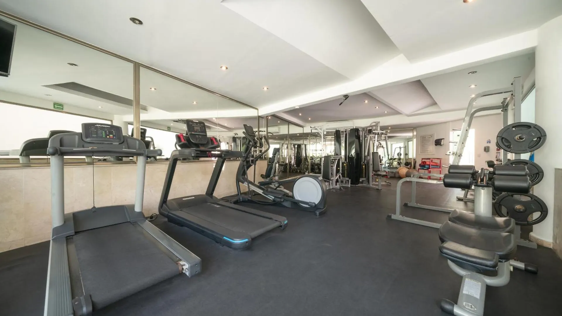Apartament Luxury 2 Bedroom Condo With Pool - Paseo Del Sol Playacar II Playa del Carmen