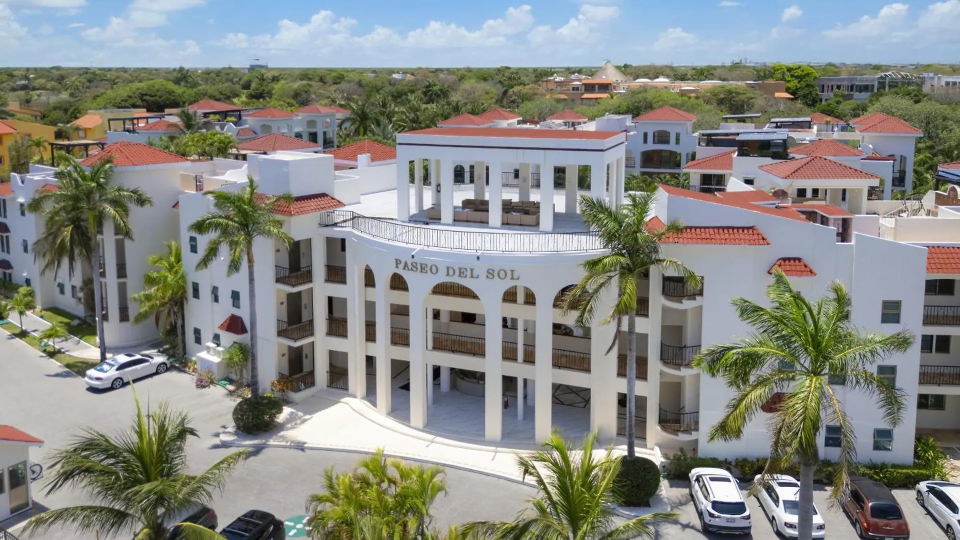 Luxury 2 Bedroom Condo With Pool - Paseo Del Sol Playacar II Playa del Carmen Apartament