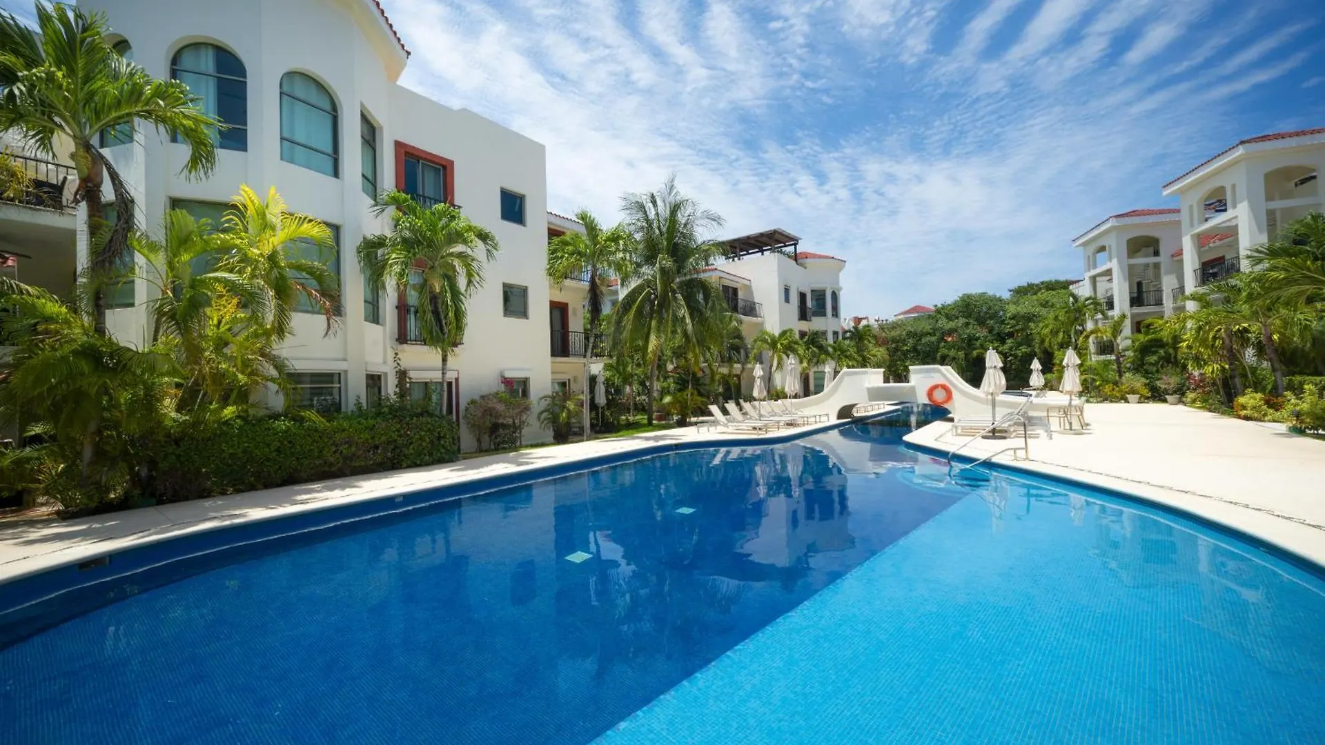 Luxury 2 Bedroom Condo With Pool - Paseo Del Sol Playacar II Playa del Carmen 0*,