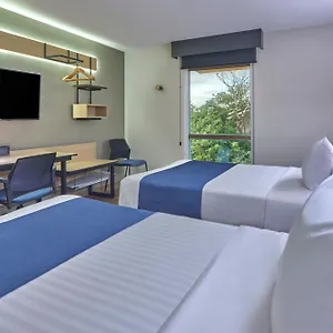 Hotel Express By Marriott, Playa del Carmen